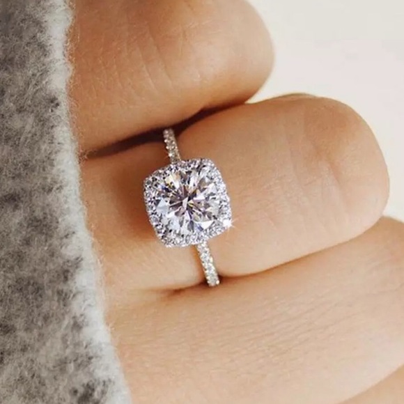 Jewelry - New White Sapphire 925 Sterling Silver Ring